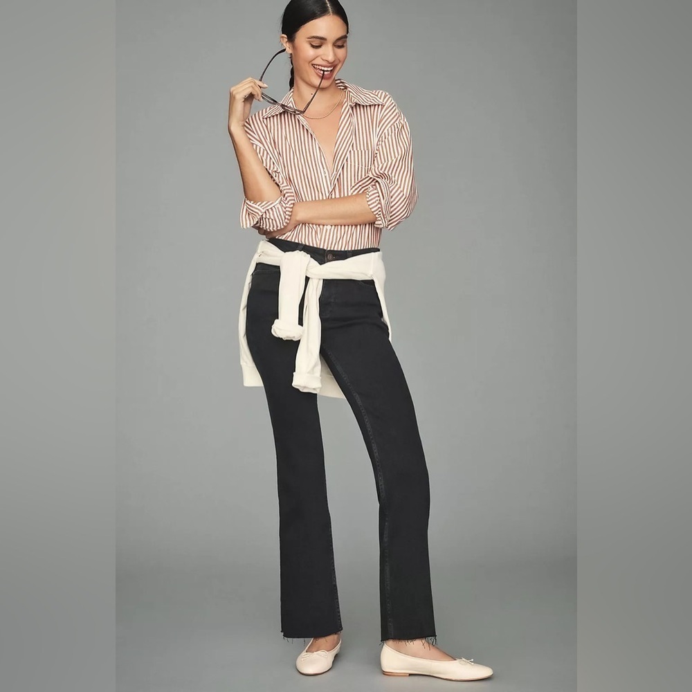 PILCRO Anthropologie The Yaya Mid-Rise Crop Flare Jeans - Black